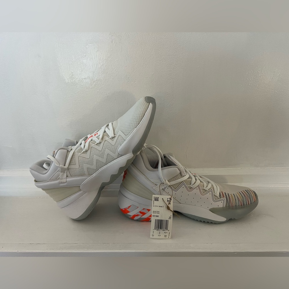 NWT adidas D.O.N. Issue 2 Cloud White mens size 9.5